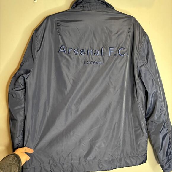 Arsenal Navy Chapman Padded Jacket - Picture 12 of 12